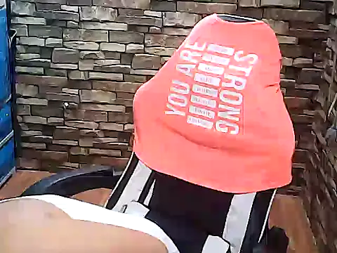 Snapshot of Dirtychubby29 chatting on November 22, 6:12 am Dirtychubby29 online show from November 22, 6:12 am