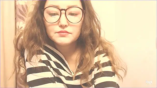 Snapshot of hrnyteacher chatting on December 7, 5:53 pm hrnyteacher online show from December 7, 5:53 pm