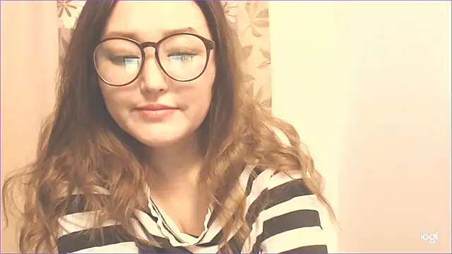 Snapshot of hrnyteacher chatting on December 9, 6:46 pm hrnyteacher online show from December 9, 6:46 pm