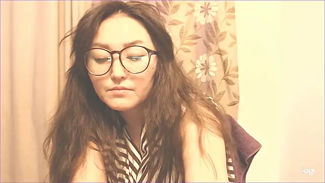 Snapshot of hrnyteacher chatting on March 10, 11:06 pm hrnyteacher online show from March 10, 11:06 pm