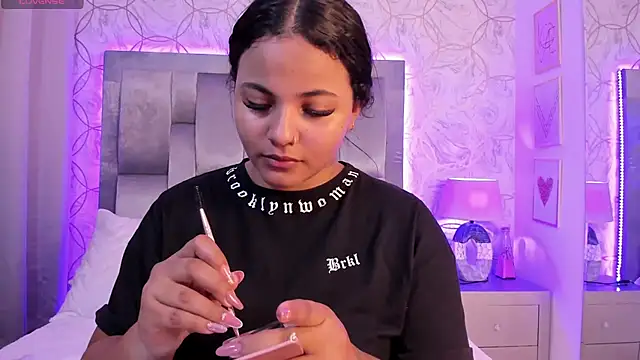 EmmaWeest online show from December 4, 7:56 pm