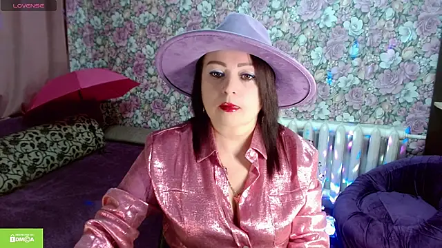 Snapshot of Julia-ru chatting on December 16, 1:21 am Julia-ru online show from December 16, 1:21 am