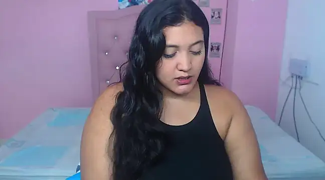 Snapshot of melody-tarly chatting on February 15, 1:53 am melody-tarly online show from February 15, 1:53 am