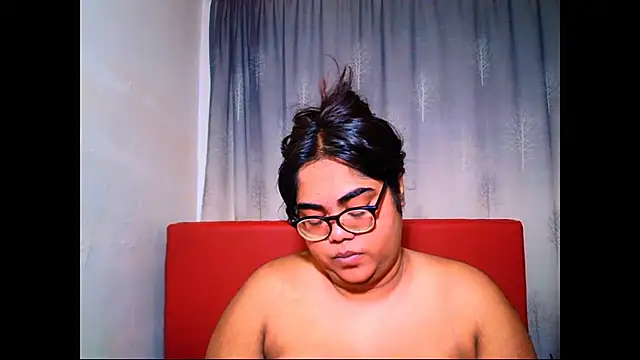 Snapshot of Indian_Lola00 chatting on November 21, 5:55 pm Indian Lola00 online show from November 21, 5:55 pm