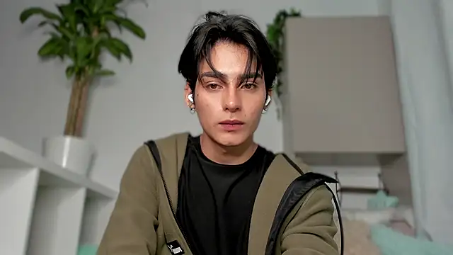 Snapshot of sebas_rose chatting on January 26, 5:56 am sebas rose online show from January 26, 5:56 am