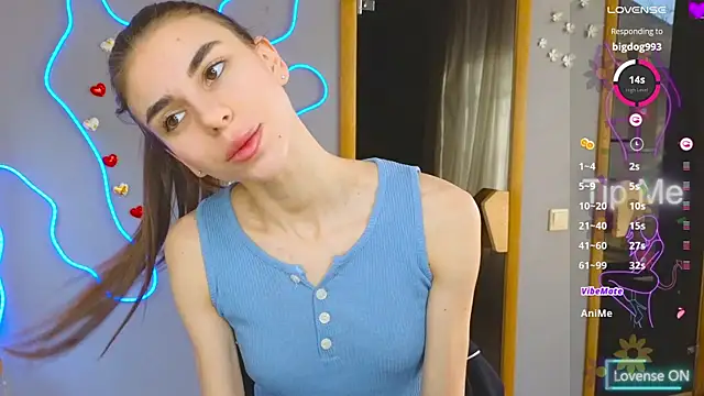 EmmyGreans online show from March 12, 6:51 am