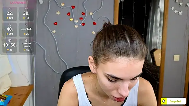 EmmyGreans online show from October 4, 5:38 am