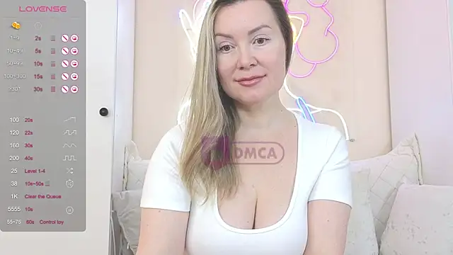 ElleCherry online show from December 20, 11:47 pm