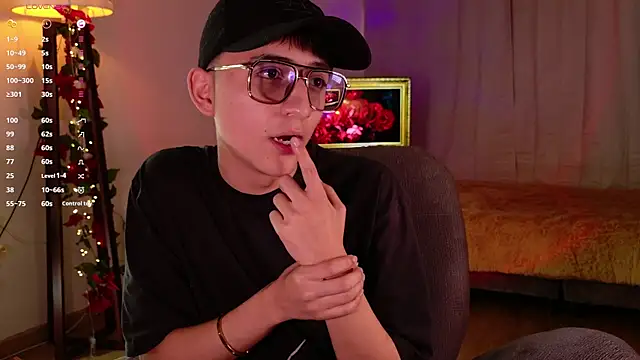 Snapshot of Mr_evan1 chatting on January 11, 4:14 pm Mr evan1 online show from January 11, 4:14 pm