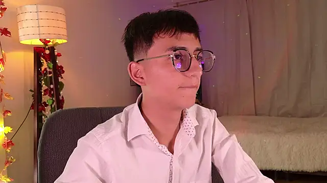 Snapshot of Mr_evan1 chatting on January 31, 1:02 pm Mr evan1 online show from January 31, 1:02 pm
