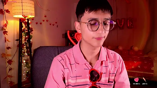 Snapshot of Mr_evan1 chatting on February 5, 1:11 pm Mr evan1 online show from February 5, 1:11 pm