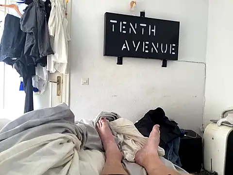 Bossinmidd12 online show from November 22, 10:36 am