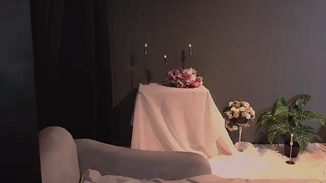 Saintrebella online show from November 13, 6:40 pm