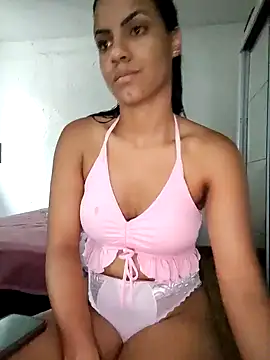 Snapshot of Bella_Anjoss chatting on January 16, 9:48 am Bella Anjoss online show from January 16, 9:48 am