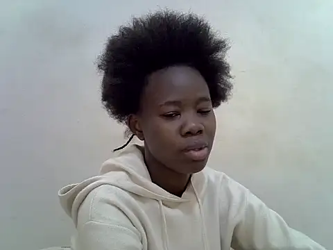 hey its andreana online show from October 4, 10:57 am