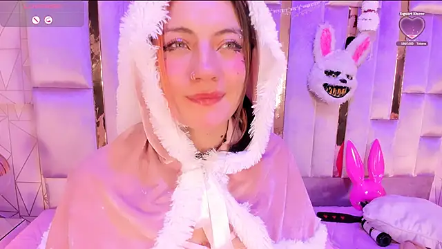 Broklinwhite  online show from December 22, 4:27 pm