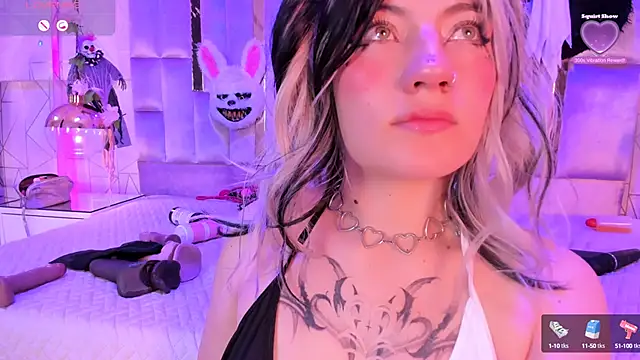 Broklinwhite  online show from January 26, 4:09 pm