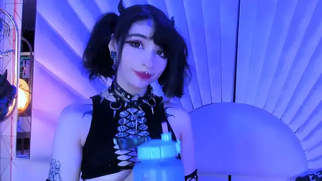 zephirahabney online show from February 11, 1:41 pm