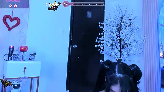 zephirahabney online show from February 15, 8:43 pm