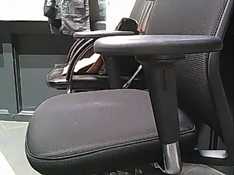 Snapshot of 081547 chatting on February 27, 6:07 am 081547 online show from February 27, 6:07 am