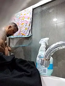 ElMasChingonMX online show from January 18, 7:45 am