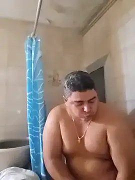 gordito xx online show from January 8, 11:41 pm