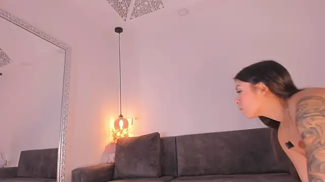 Isabella francoo online show from November 1, 12:29 pm