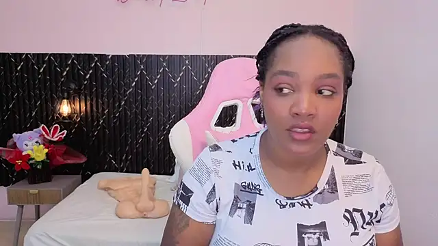 chanel brunette online show from March 27, 5:56 pm