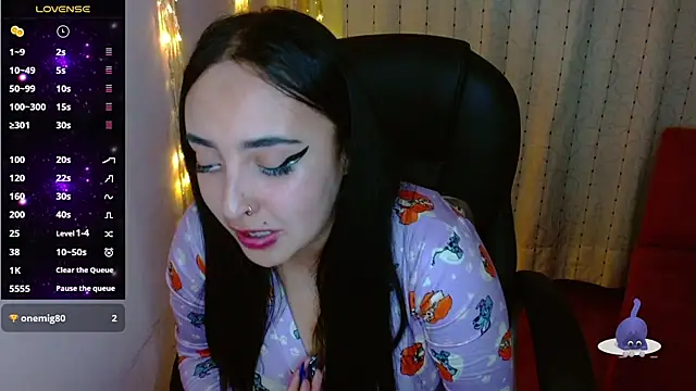 Snapshot of AmberGoddess_ chatting on January 31, 7:29 am AmberGoddess online show from January 31, 7:29 am