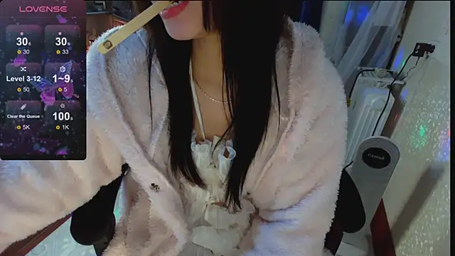 Lee Mi online show from February 8, 7:05 pm