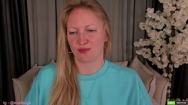 Snapshot of sugamomy chatting on March 21, 11:45 pm sugamomy online show from March 21, 11:45 pm