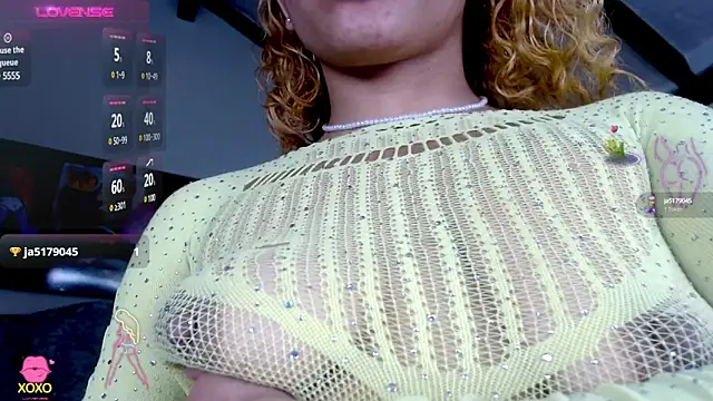 Eva Hoot online show from December 8, 2:52 pm