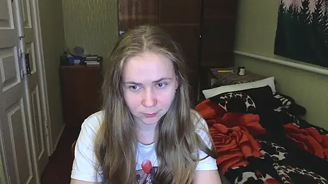 Riley Roo online show from December 3, 5:45 pm