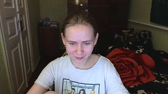 Riley Roo online show from December 13, 9:52 pm