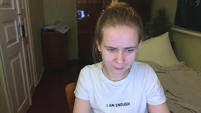 Riley Roo online show from January 10, 8:59 pm