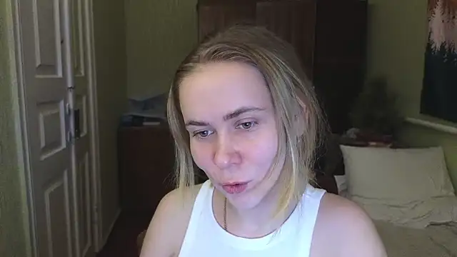 Riley Roo online show from January 30, 5:28 pm