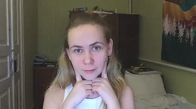 Riley Roo online show from February 18, 5:10 pm