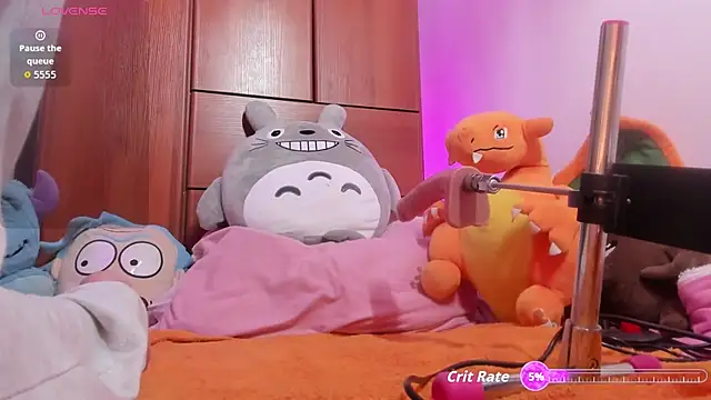 saralolo420 online show from October 12, 11:48 pm