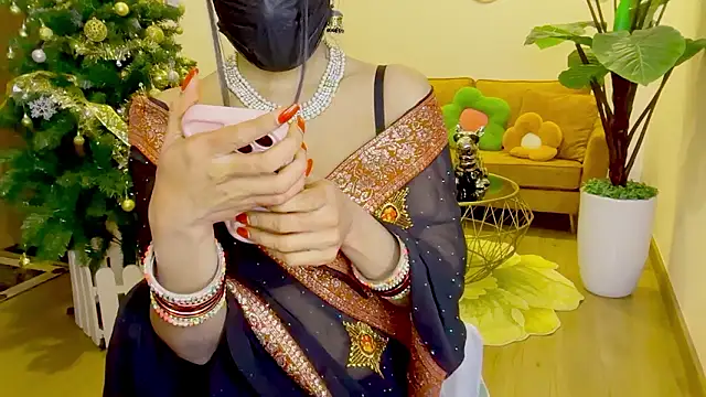 Monalisadon018 online show from February 12, 6:52 am