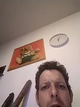 Knuffelstaaf123 online show from March 18, 5:09 am