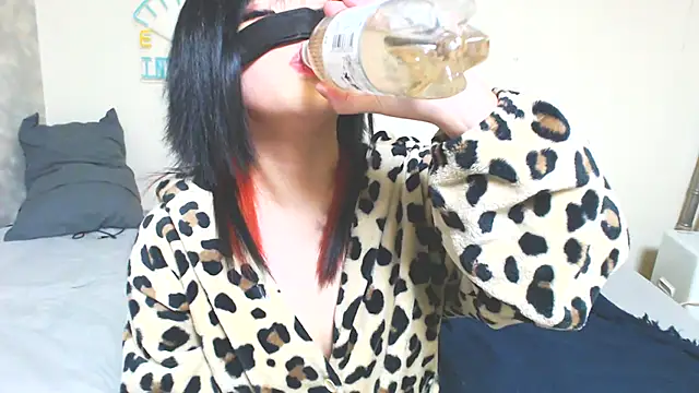 Snapshot of miyabi_room chatting on March 5, 12:11 pm miyabi room online show from March 5, 12:11 pm