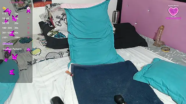 Honey-420- online show from March 22, 3:52 am