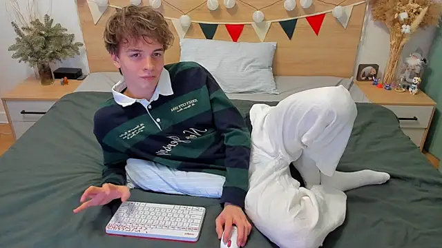 Snapshot of Fandi_777 chatting on February 2, 3:17 pm Fandi 777 online show from February 2, 3:17 pm