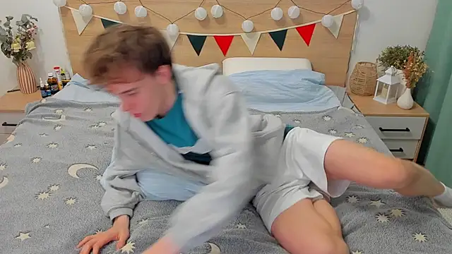 Snapshot of Fandi_777 chatting on March 15, 6:10 pm Fandi 777 online show from March 15, 6:10 pm