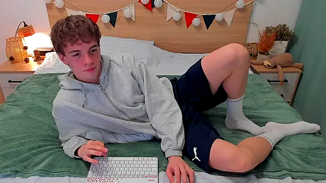 Snapshot of Fandi_777 chatting on November 21, 6:23 am Fandi 777 online show from November 21, 6:23 am