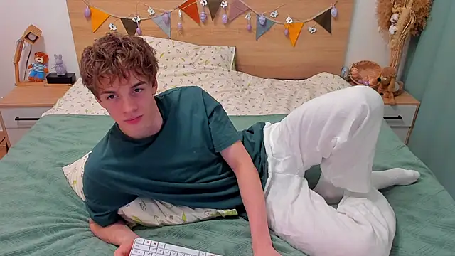 Fandi 777 online show from February 16, 12:01 pm