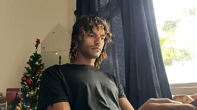 Snapshot of gerson173Hugo chatting on November 24, 10:04 am gerson173Hugo online show from November 24, 10:04 am