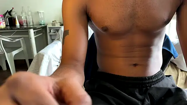 Snapshot of gerson173Hugo chatting on December 16, 1:16 pm gerson173Hugo online show from December 16, 1:16 pm