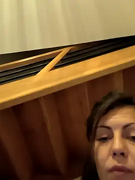 LadySaraah34 online show from November 11, 12:54 am