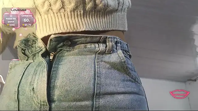 Gennesis tay online show from February 2, 6:20 pm